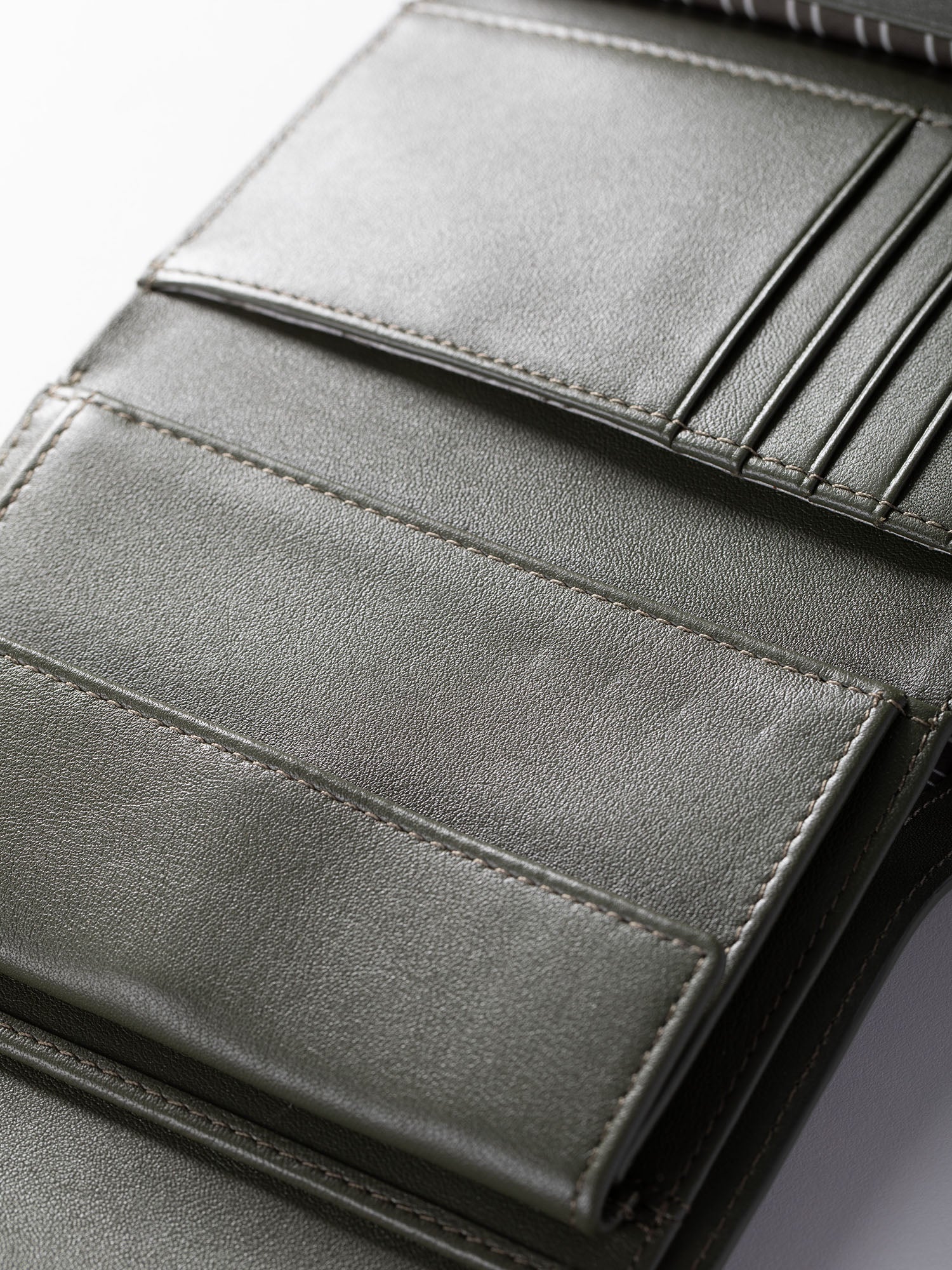 color:dark olive_ansicht:000000000000006_dokar:Z07_dokar-text:online inhalt