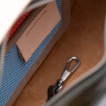 color:dark olive_ansicht:000000000000009_dokar:Z07_dokar-text:online inhalt