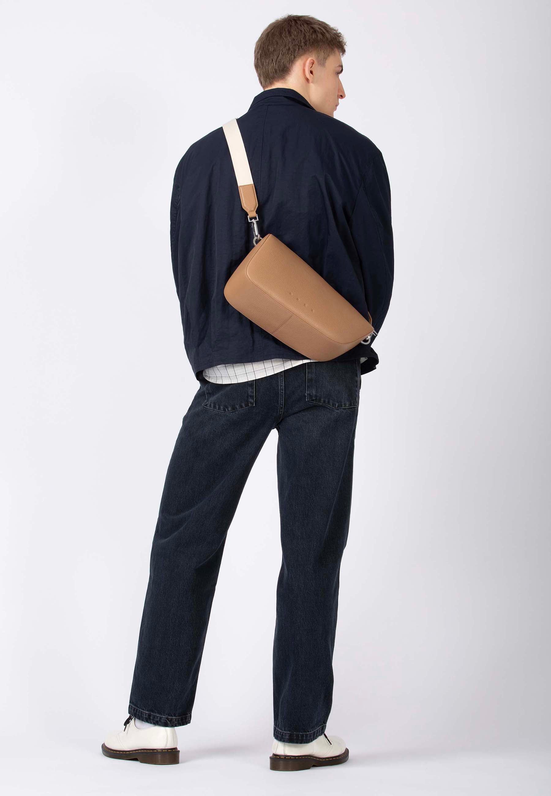 color:beige_ansicht:000000000000003_dokar:Z07_dokar-text:online inhalt