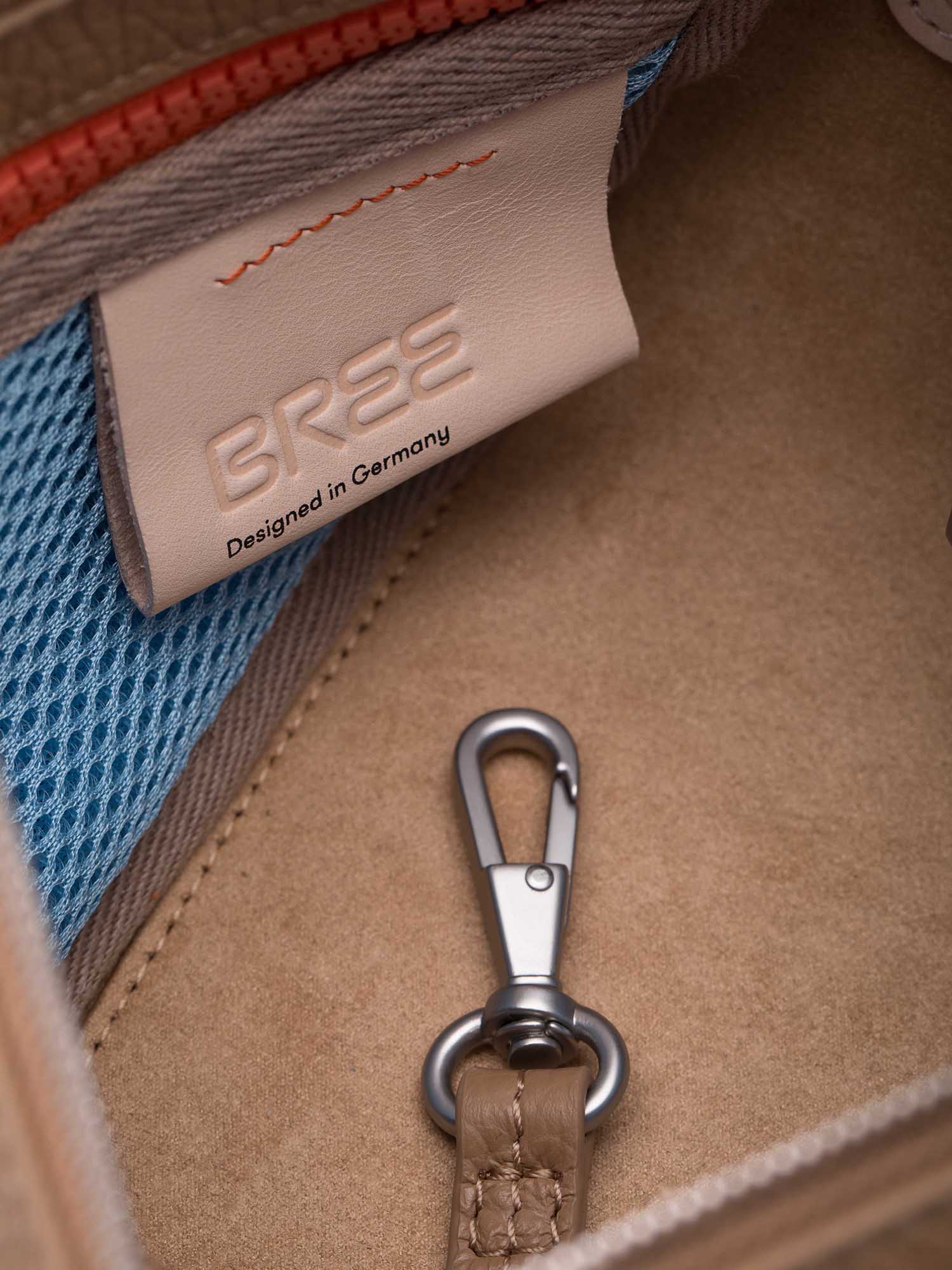 color:beige_ansicht:000000000000008_dokar:Z07_dokar-text:online inhalt