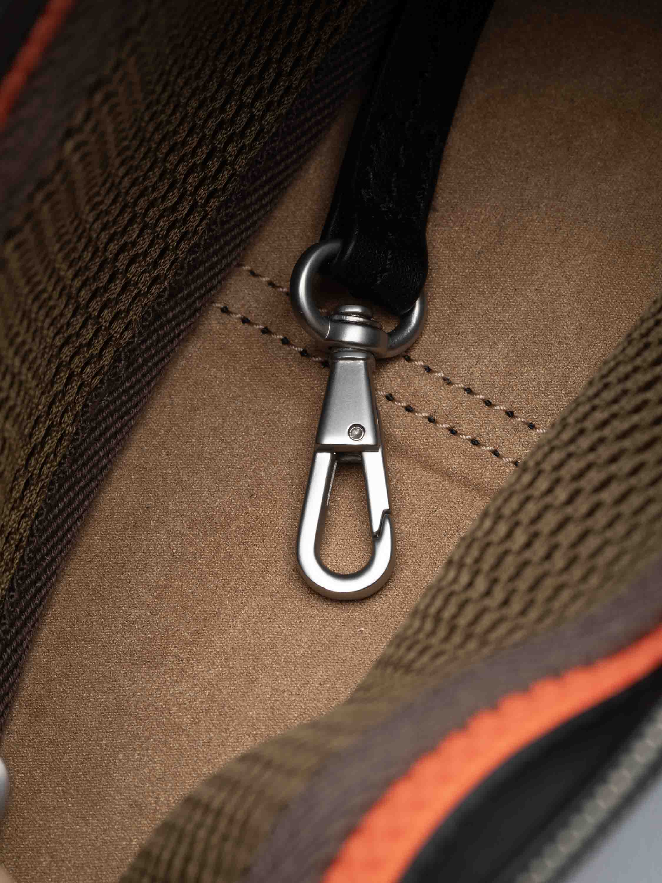 color:schwarz_ansicht:000000000000008_dokar:Z07_dokar-text:online inhalt