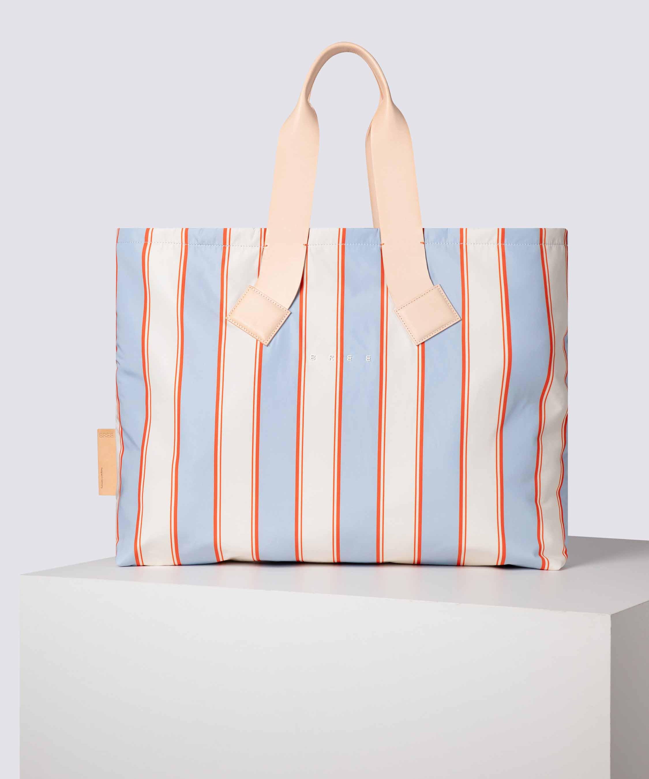 color:dark navy_ansicht:000000000000001_dokar:Z07_dokar-text:online inhalt