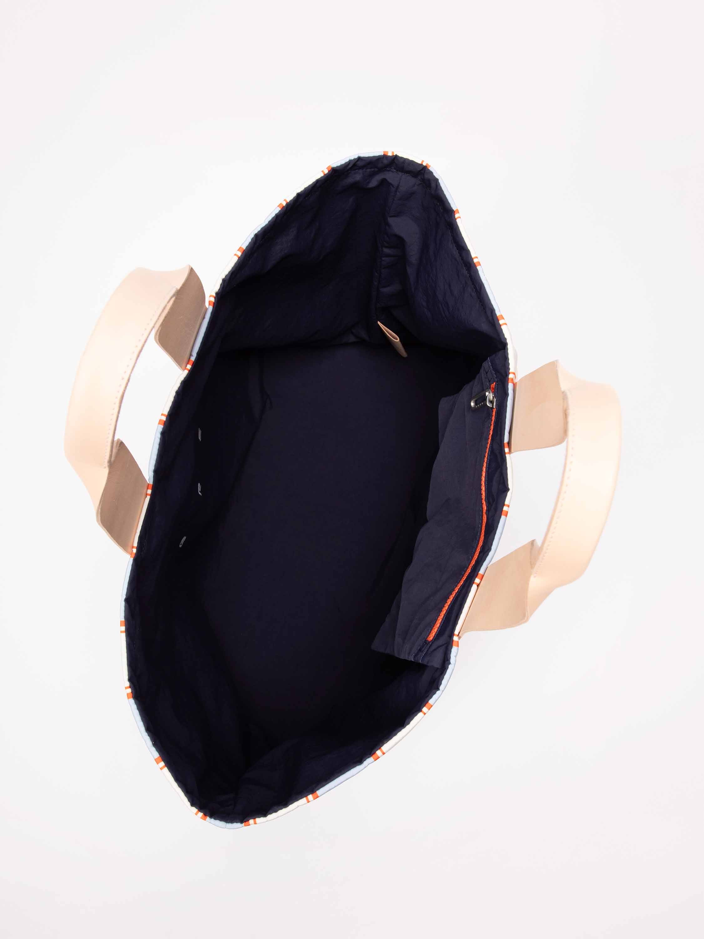 color:dark navy_ansicht:000000000000005_dokar:Z07_dokar-text:online inhalt