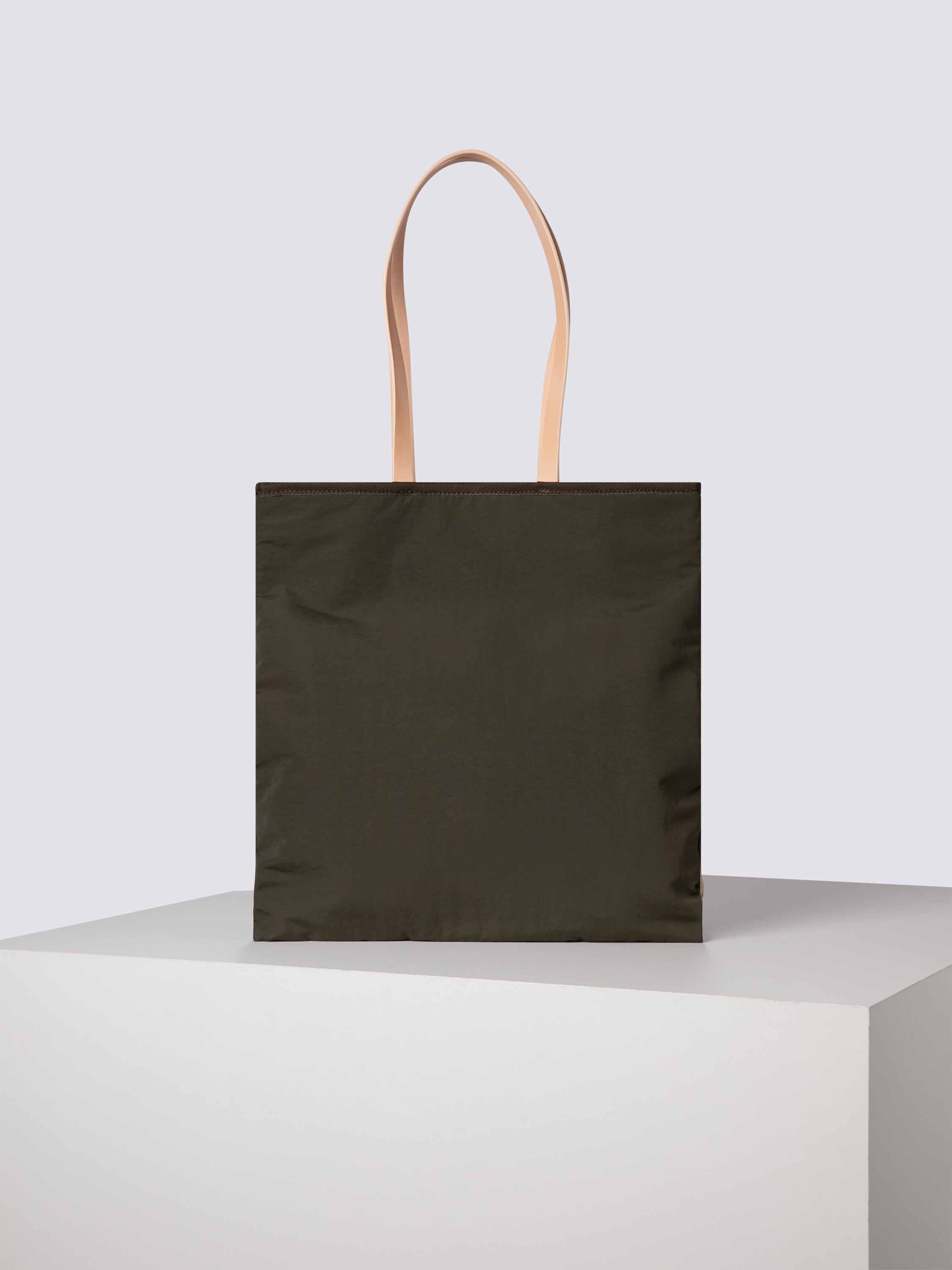 color:dark olive_ansicht:000000000000003_dokar:Z07_dokar-text:online inhalt