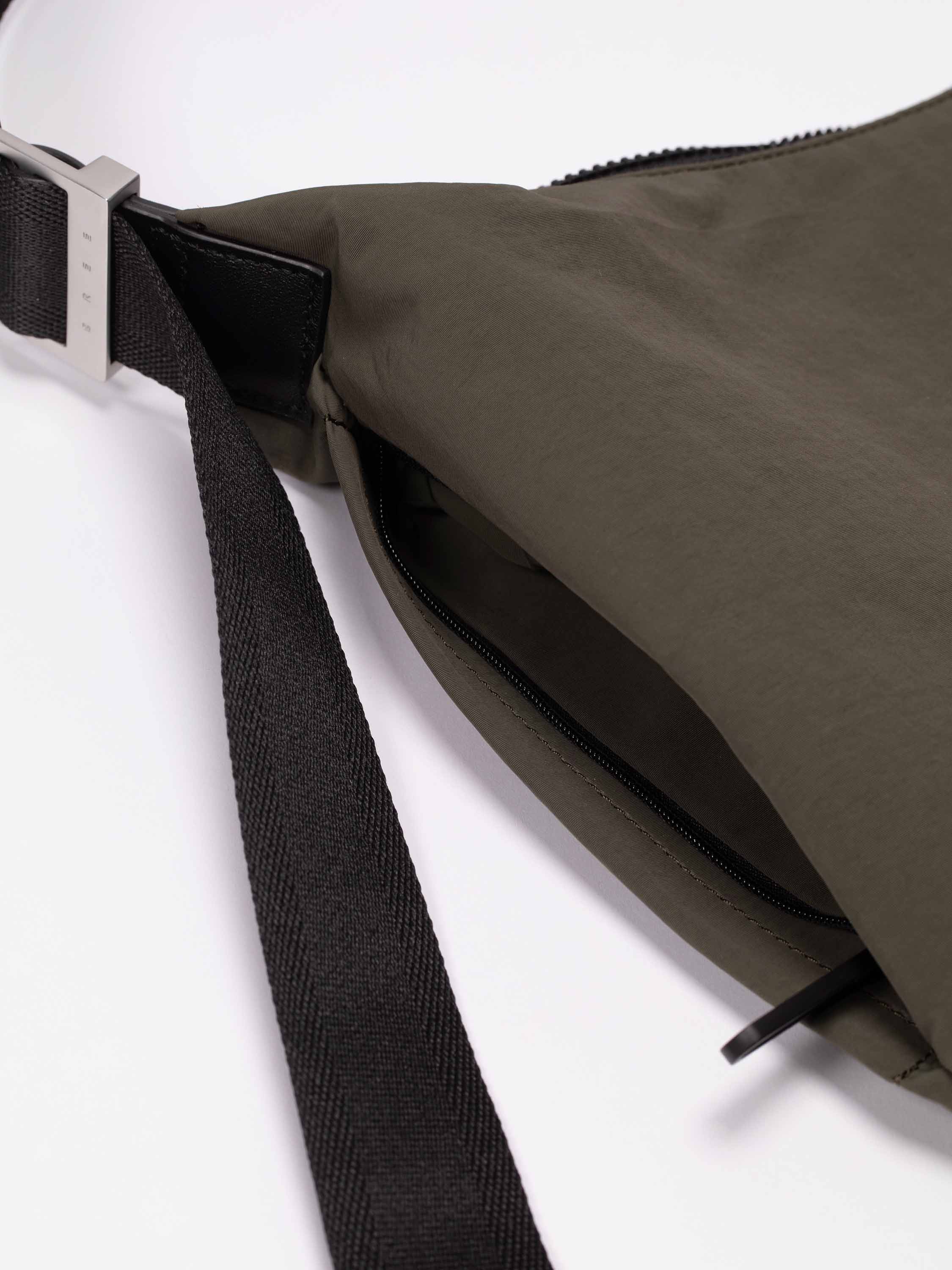 color:dark olive_ansicht:000000000000004_dokar:Z07_dokar-text:online inhalt