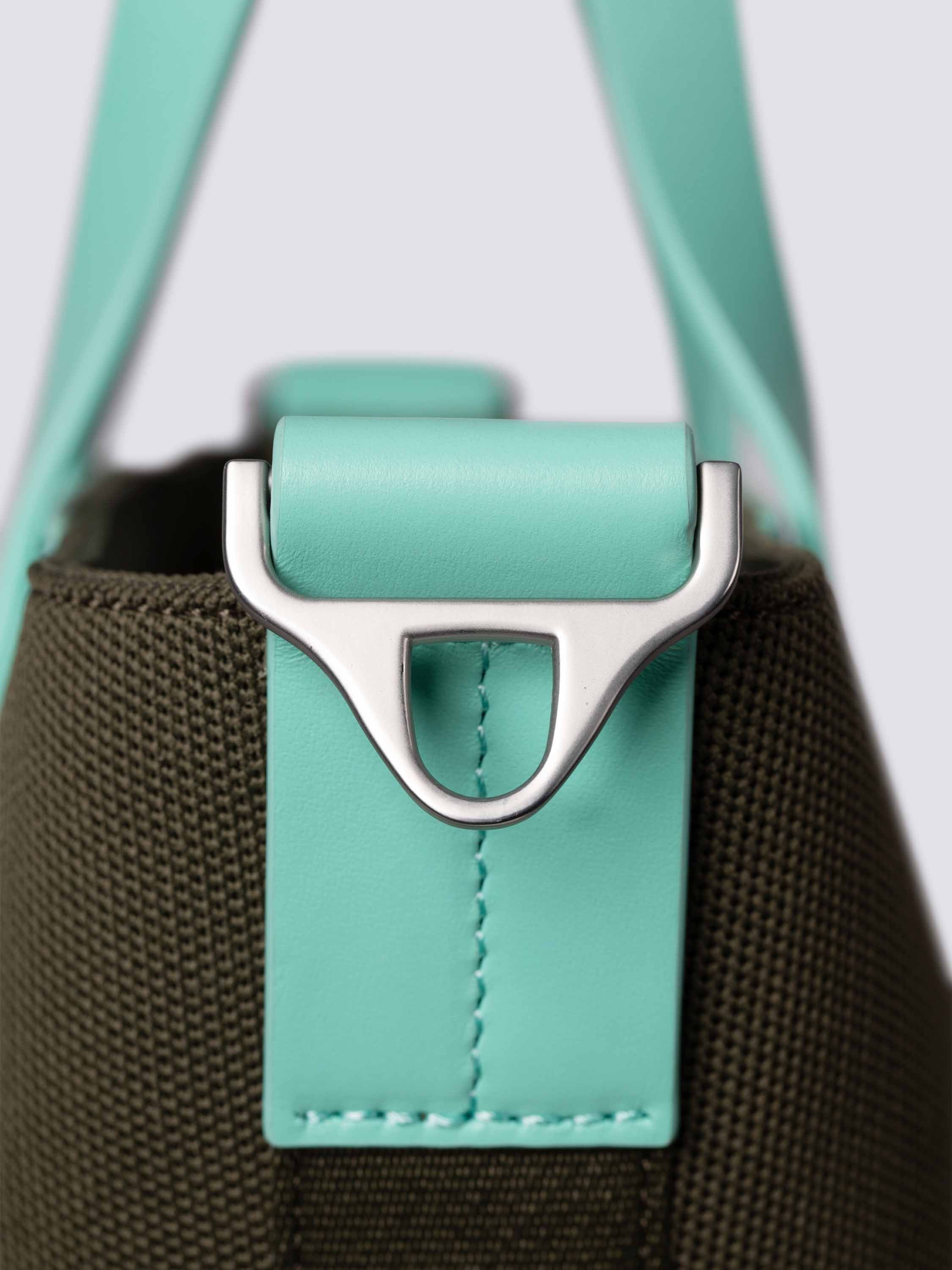 color:green olive_ansicht:000000000000008_dokar:Z07_dokar-text:online inhalt