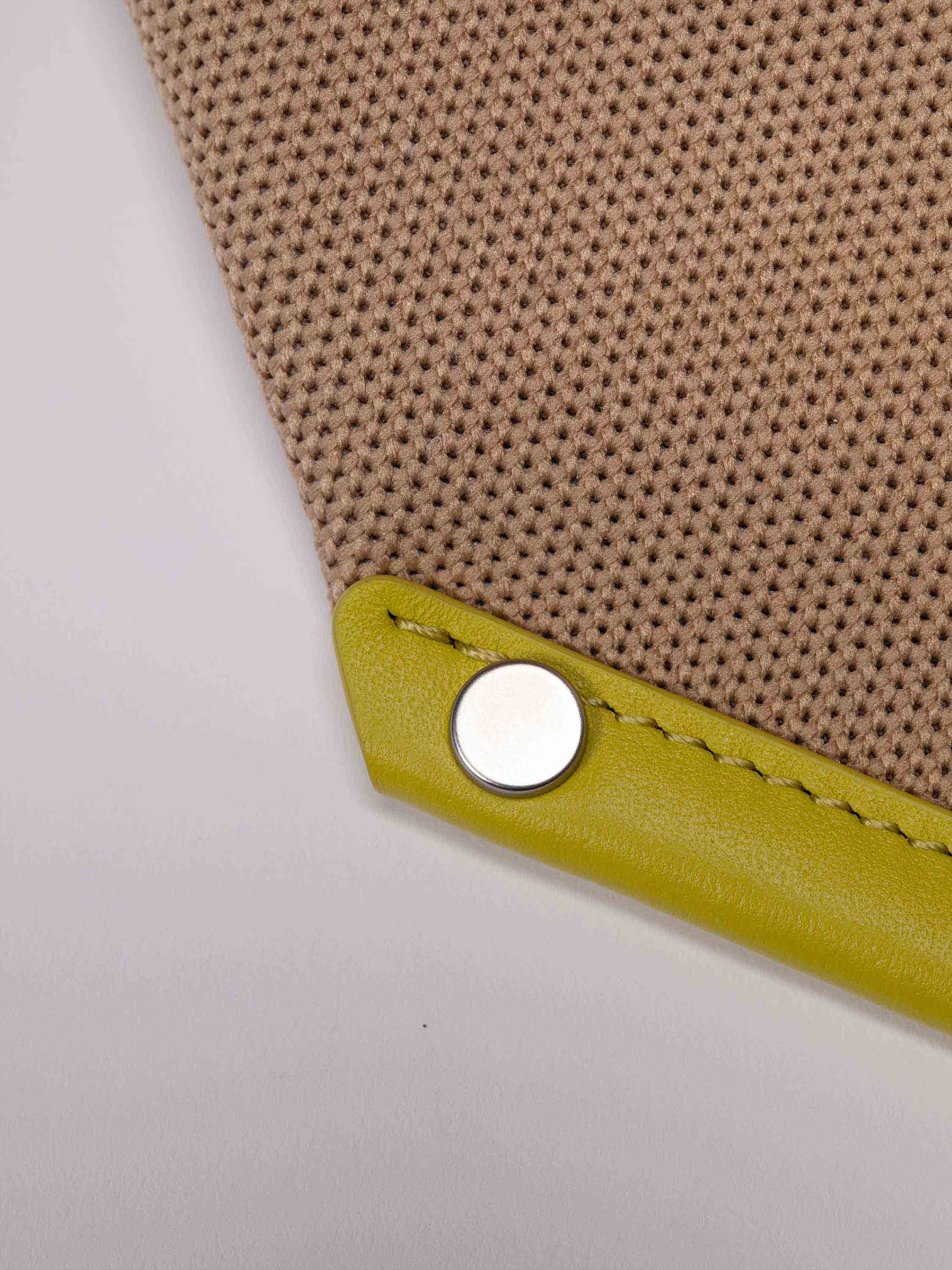 color:beige_ansicht:000000000000006_dokar:Z07_dokar-text:online inhalt